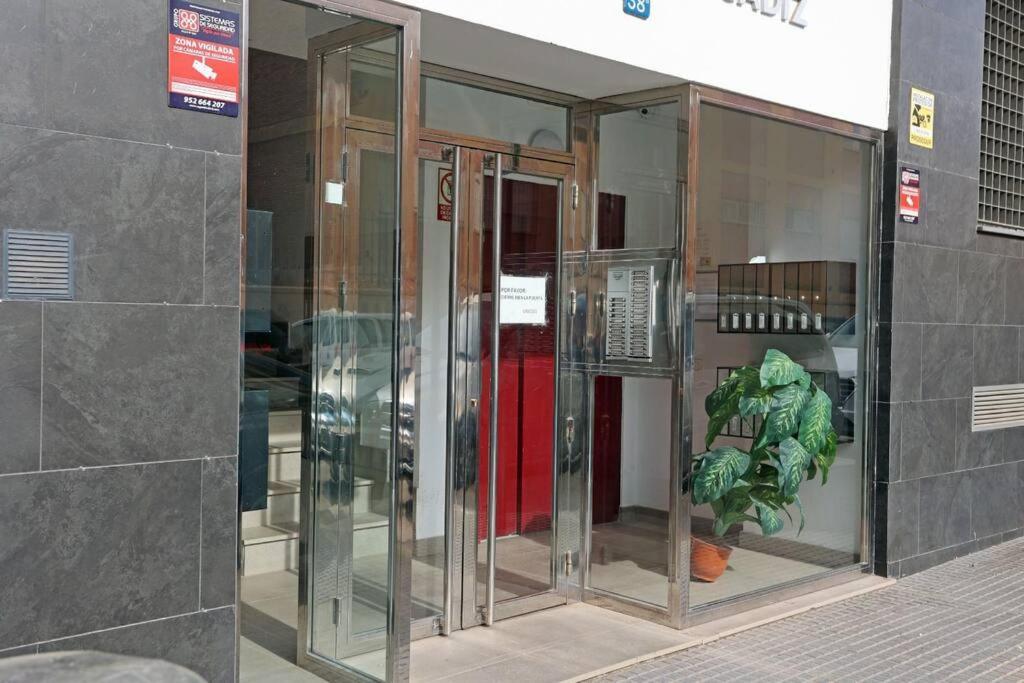 Casa Fenicia - Cosy Apartment With Free Private Parking Málaga Exterior foto